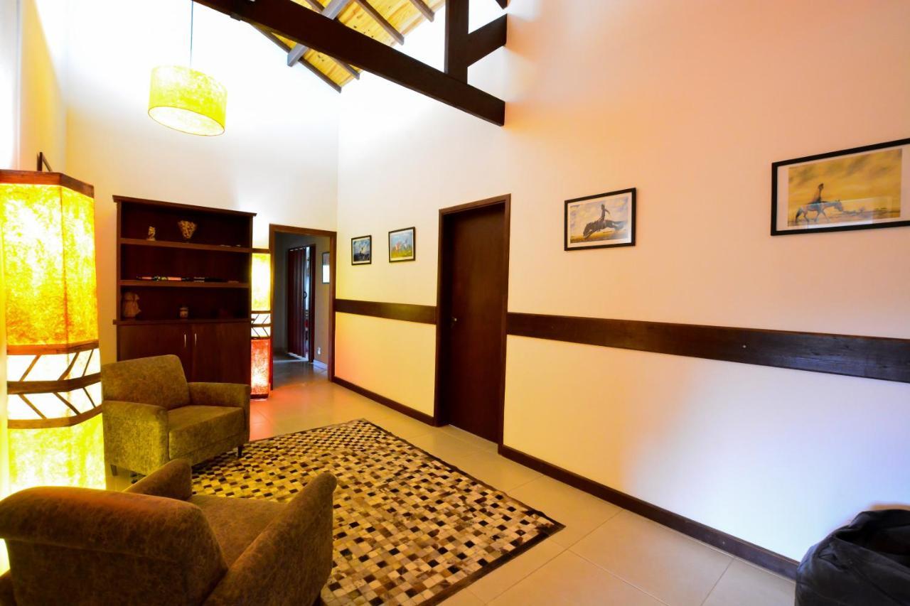 Maison Bleue Suites มงชิแวร์จิ ภายนอก รูปภาพ